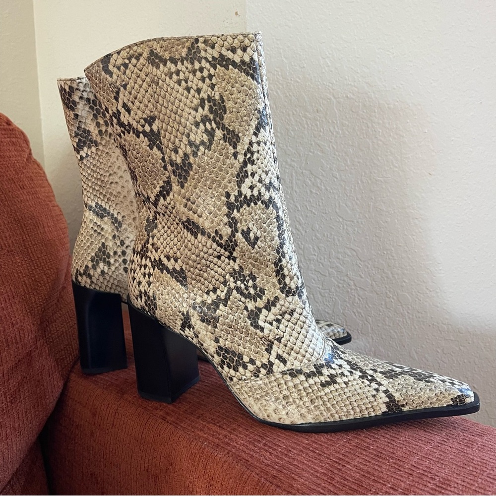 SCHUTZ Rafaella Snakeskin Heeled Boots New